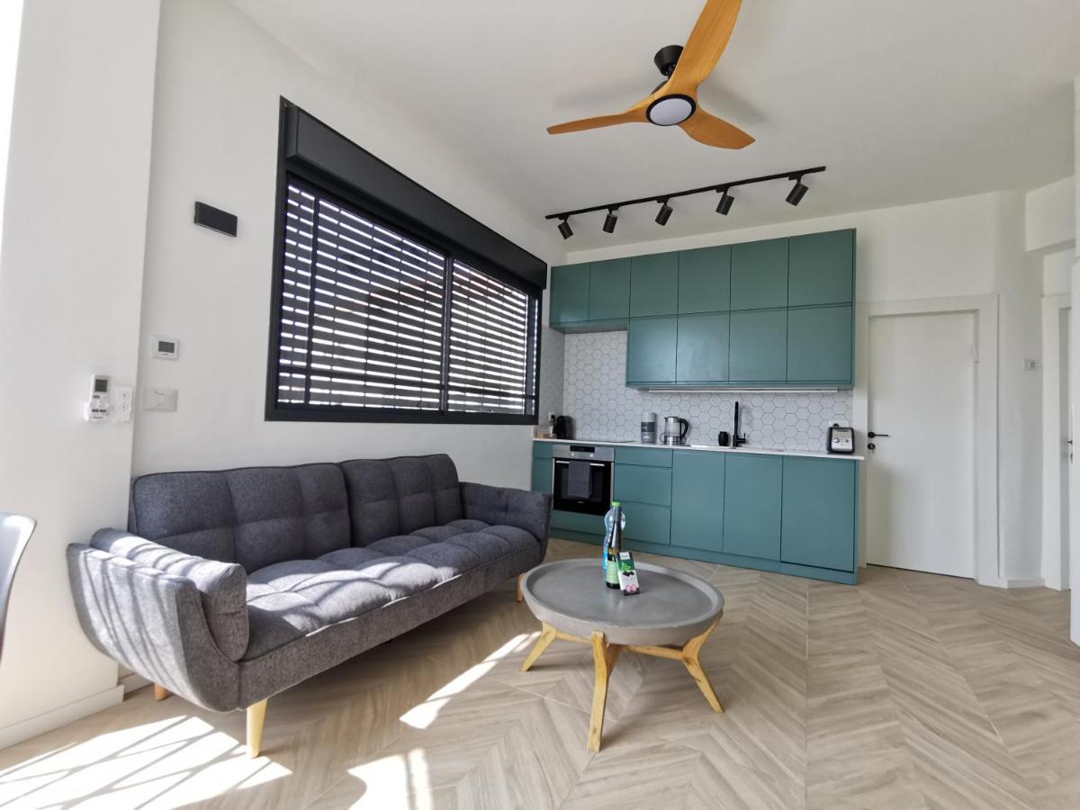 The Beauty Queen Of Jerusalem Apartment Exterior photo